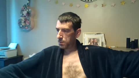 Snapshot of skinnybigcock2 chatting on 07-09-26, 05:33 SkinnyBigCock2 online show from 07-09-26, 05:33