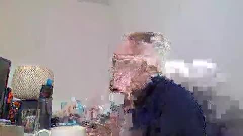 Snapshot of sklave_s chatting on 03-20-26, 10:20 sklave_s online show from 03-20-26, 10:20