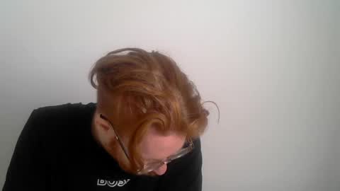 Snapshot of sklave_s chatting on 08-08-26, 09:55 sklave_s online show from 08-08-26, 09:55