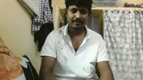 Snapshot of sklavepappu143 chatting on 12-23-25, 07:50 Indianslut1431 online show from 12-23-25, 07:50