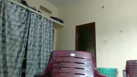 Snapshot of sklavepappu143 chatting on 03-02-26, 05:52 Indianslut1431 online show from 03-02-26, 05:52