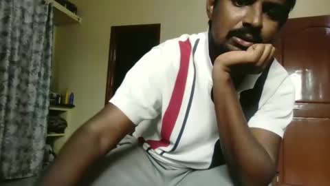 Snapshot of sklavepappu143 chatting on 03-13-26, 05:14 Indianslut1431 online show from 03-13-26, 05:14