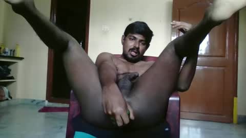 Snapshot of sklavepappu143 chatting on 03-20-26, 05:01 Indianslut1431 online show from 03-20-26, 05:01