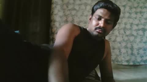 Snapshot of sklavepappu143 chatting on 04-05-26, 07:05 Indianslut1431 online show from 04-05-26, 07:05