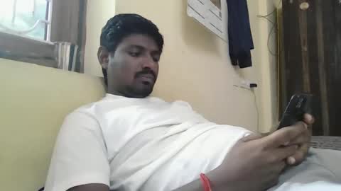 Snapshot of sklavepappu143 chatting on 04-06-26, 04:32 Indianslut1431 online show from 04-06-26, 04:32