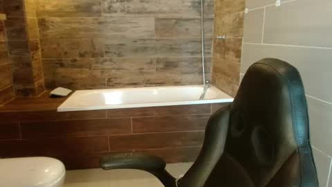 Snapshot of sky_winter chatting on 02-22-26, 03:54 S O F I online show from 02-22-26, 03:54