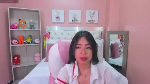 Snapshot of sky_winter chatting on 02-26-26, 02:27 S O F I online show from 02-26-26, 02:27