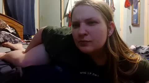 Skye Blue online show from 10-19-25, 11:27