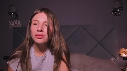 skylar426176 online show from 04-09-26, 07:47