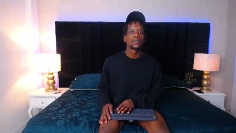 Snapshot of skylerbigxxx chatting on 06-30-26, 03:51 SKYLERBIGXXX online show from 06-30-26, 03:51