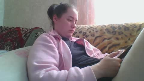 skyressie333 online show from 04-17-26, 07:00