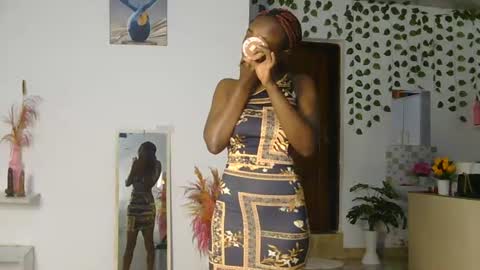 Snapshot of skyy_brown chatting on 06-13-26, 01:58 Bella online show from 06-13-26, 01:58