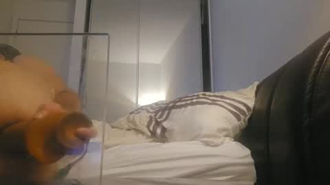 Snapshot of slamfun111 chatting on 04-15-26, 07:15 slamfun111 online show from 04-15-26, 07:15