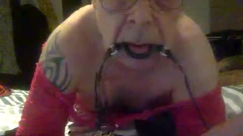 slav266938 online show from 02-11-25, 06:01