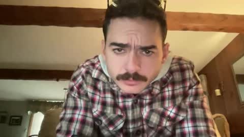 Snapshot of slickmass chatting on 11-16-25, 04:34 SlickMass online show from 11-16-25, 04:34