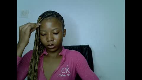 Snapshot of slim_ebonypet chatting on 06-16-26, 08:39 Crystal online show from 06-16-26, 08:39