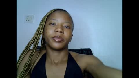 Snapshot of slim_ebonypet chatting on 06-17-26, 02:29 Crystal online show from 06-17-26, 02:29