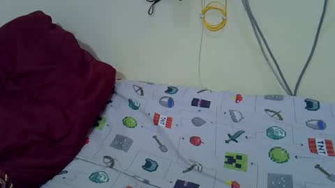 slim_kiteey online show from 07-12-26, 09:33