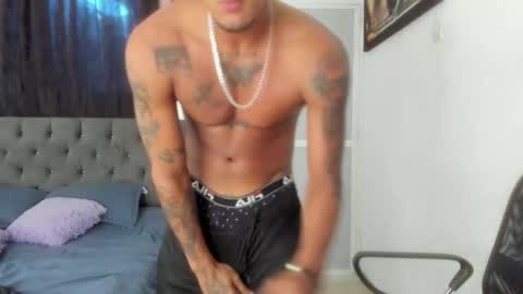 Snapshot of slim_master12 chatting on 05-19-26, 08:48 slim_master12 online show from 05-19-26, 08:48