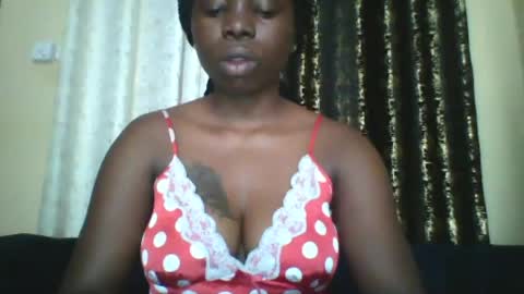 Snapshot of slim_petite_ebony chatting on 07-19-26, 08:18 slim_petite_ebony online show from 07-19-26, 08:18