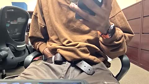 Snapshot of slimdick80 chatting on 04-07-26, 07:42 slimdick80 online show from 04-07-26, 07:42