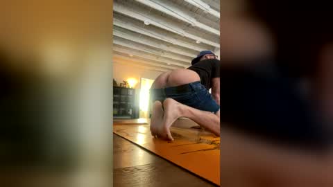 Slim Musclebuns online show from 07-25-26, 12:36