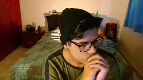 Snapshot of slogan_30 chatting on 12-09-24, 10:09 Logan online show from 12-09-24, 10:09