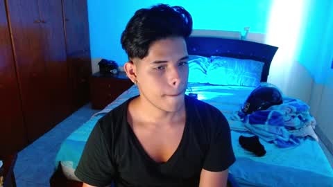 Snapshot of slogan_30 chatting on 12-17-24, 07:48 Logan online show from 12-17-24, 07:48