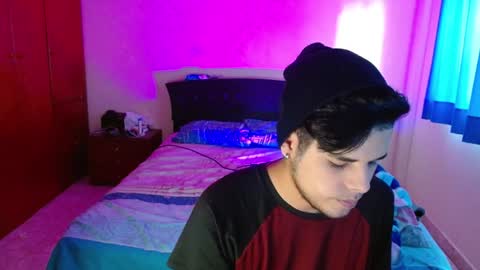 Snapshot of slogan_30 chatting on 01-05-25, 08:42 Logan online show from 01-05-25, 08:42