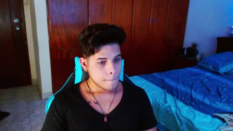 Snapshot of slogan_30 chatting on 02-06-25, 07:51 Logan online show from 02-06-25, 07:51