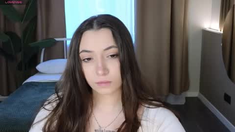 Snapshot of slow_flower chatting on 04-01-26, 12:17 Emilia online show from 04-01-26, 12:17