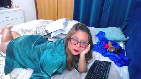 Slutdirtyxxx online show from 03-13-26, 09:49