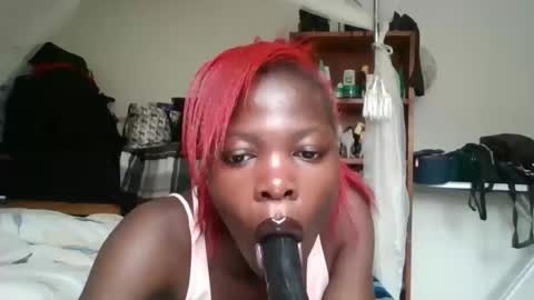 slutty_936915 online show from 06-27-26, 10:53