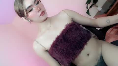 slutty_rose69 online show from 05-16-26, 11:46