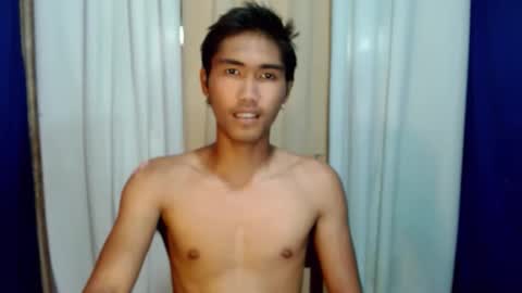 Snapshot of sluttymoreno_boy69 chatting on 04-05-26, 12:19 JAY online show from 04-05-26, 12:19