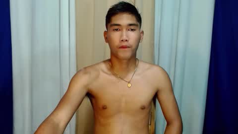 Snapshot of sluttymoreno_boy69 chatting on 04-15-26, 10:54 JAY online show from 04-15-26, 10:54