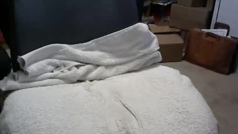 sluttyslave81 online show from 03-26-26, 06:19