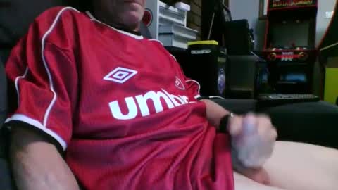 smallcock12377 online show from 04-02-26, 12:03