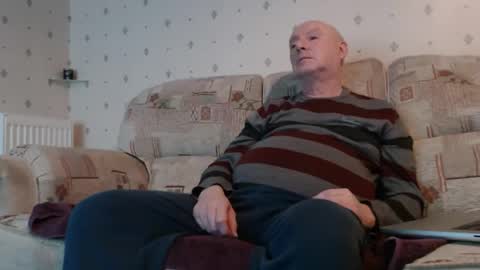 Steve online show from 02-15-26, 07:21