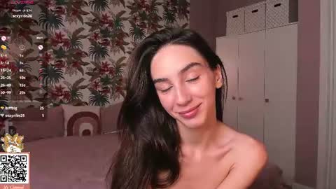 Snapshot of smart_eliz chatting on 07-06-26, 01:24 Elizabeth online show from 07-06-26, 01:24