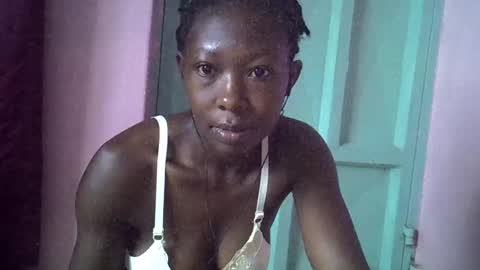 smiley 2025 online show from 10-22-25, 04:24