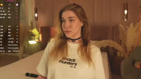 Mia online show from 05-05-26, 05:26