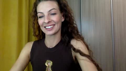 Snapshot of smiling_lexa chatting on 06-15-26, 07:05 smiling_lexa online show from 06-15-26, 07:05