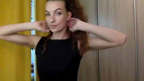 Snapshot of smiling_lexa chatting on 06-22-26, 06:49 smiling_lexa online show from 06-22-26, 06:49