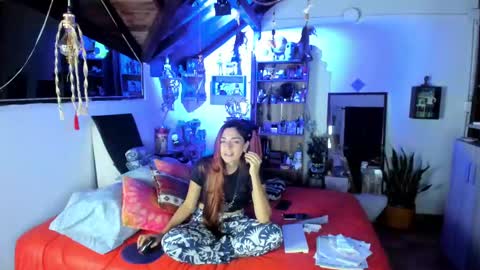 SmilingSalor online show from 11-12-25, 04:35