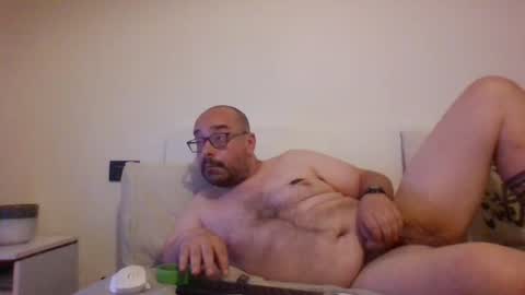 Snapshot of smoker985 chatting on 07-11-26, 08:06 smoker985 online show from 07-11-26, 08:06
