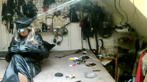 smokeslut365 online show from 07-19-26, 06:06