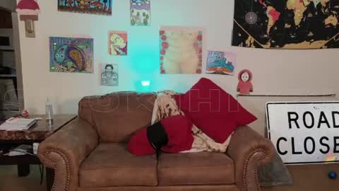 Snapshot of smokihippi chatting on 05-11-26, 02:28 Big Dawg online show from 05-11-26, 02:28