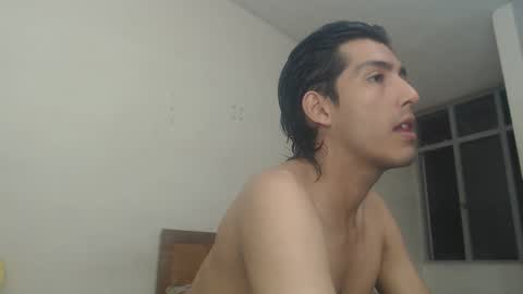 snackontime19 online show from 09-10-25, 05:07