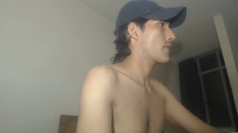 snackontime19 online show from 09-11-25, 05:18